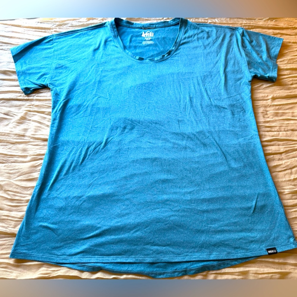 REI Blue Short Sleeve Tee Casual Cotton